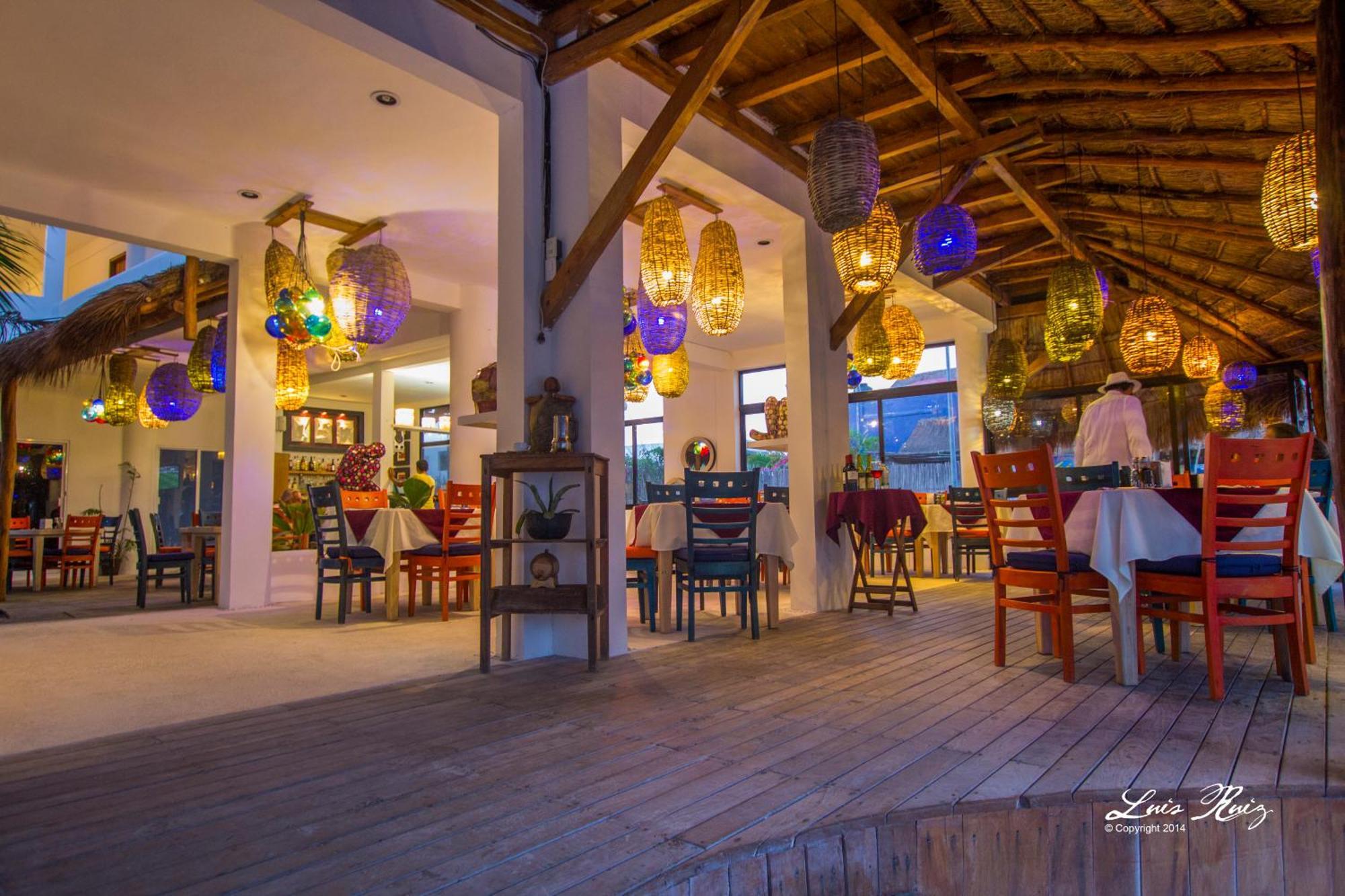 El Fuerte Beach Apartments Mahahual Bagian luar foto