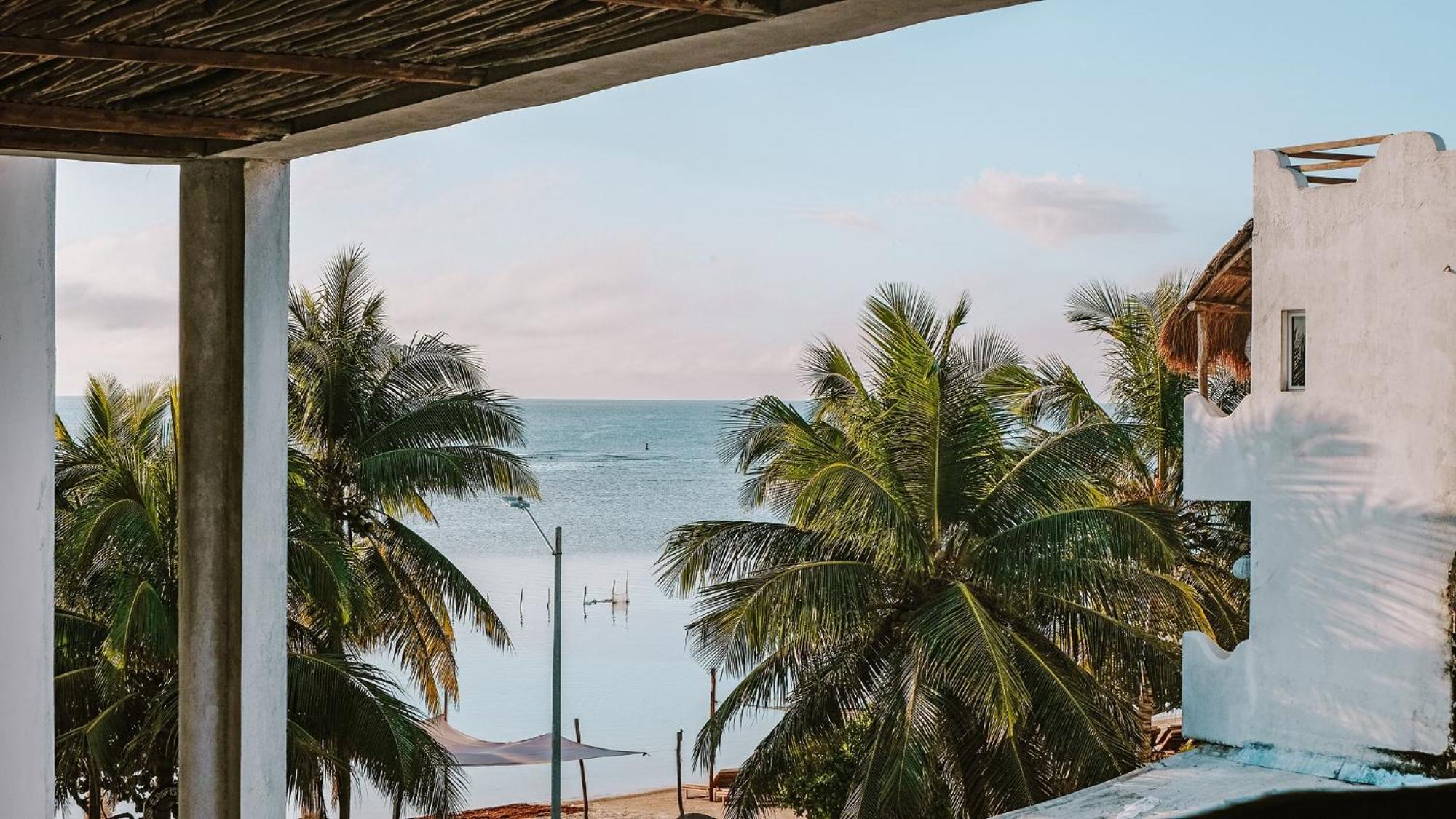 El Fuerte Beach Apartments Mahahual Ruang foto